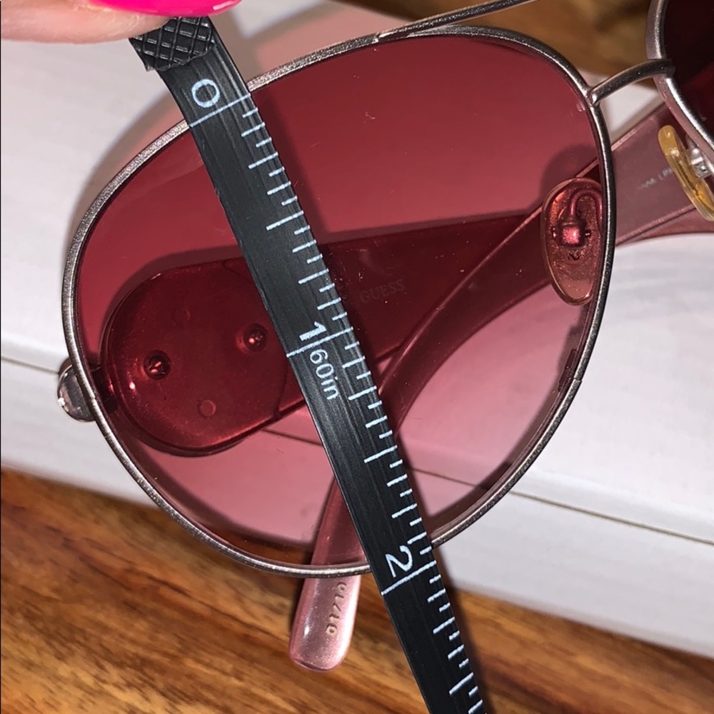 🌸🌸🌸🛍🕶 Vintage Pink Guess Aviator sunglasses - Picture 11 of 14
